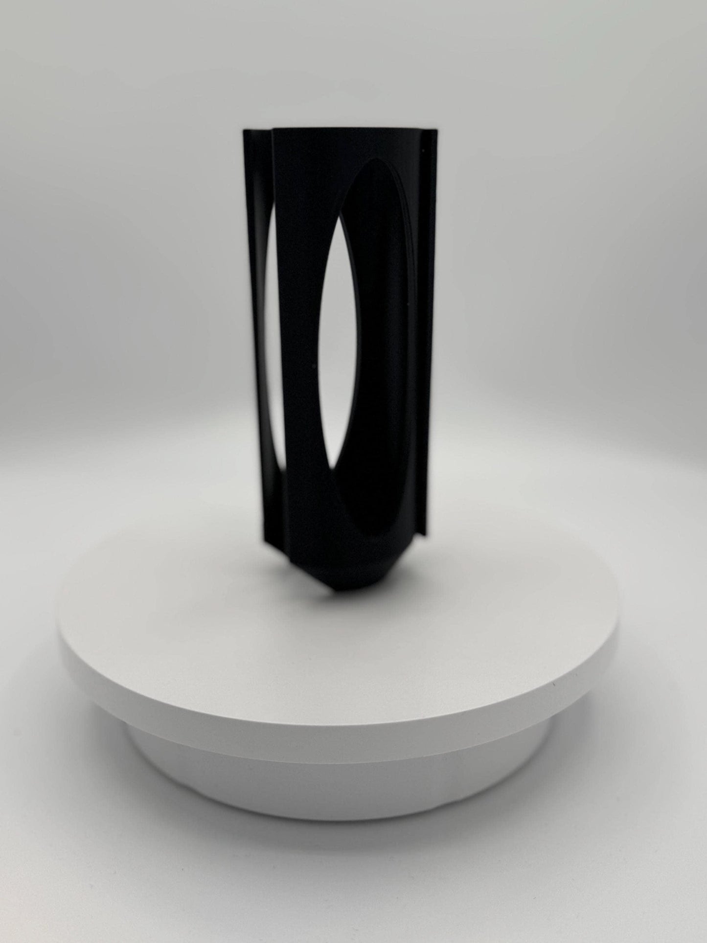 Dyson Corrale mount
