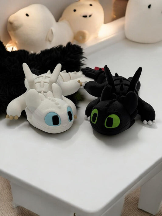 Light fury and Toothless