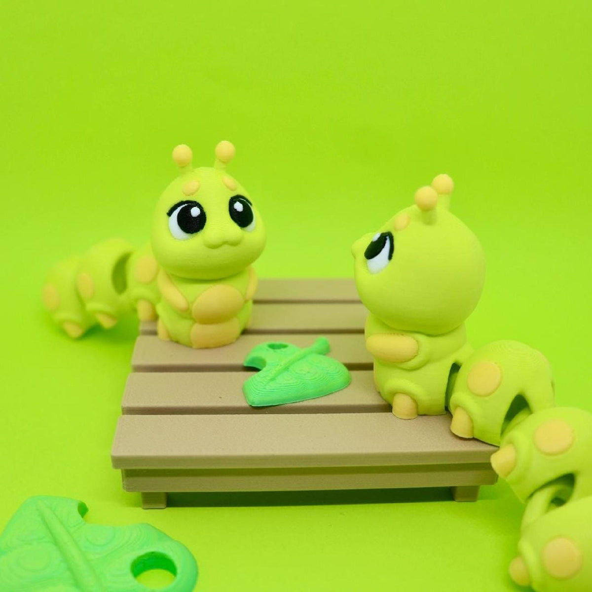 Flexi Caterpillar Toy: Creative Desk Fidget