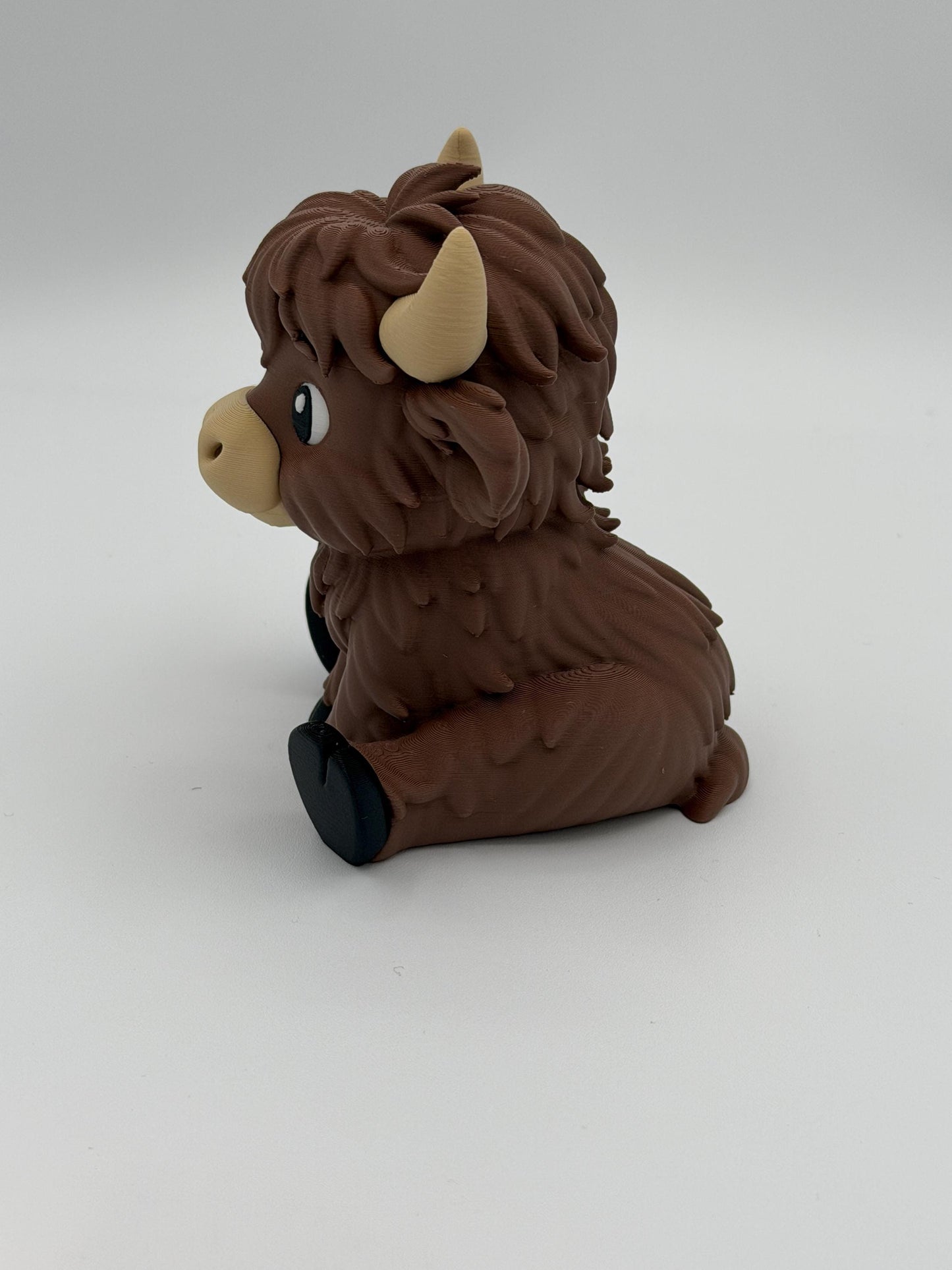Highland Cow Figure – Scottish Figurine 3D Printed Toy with Flexible Articulated Design